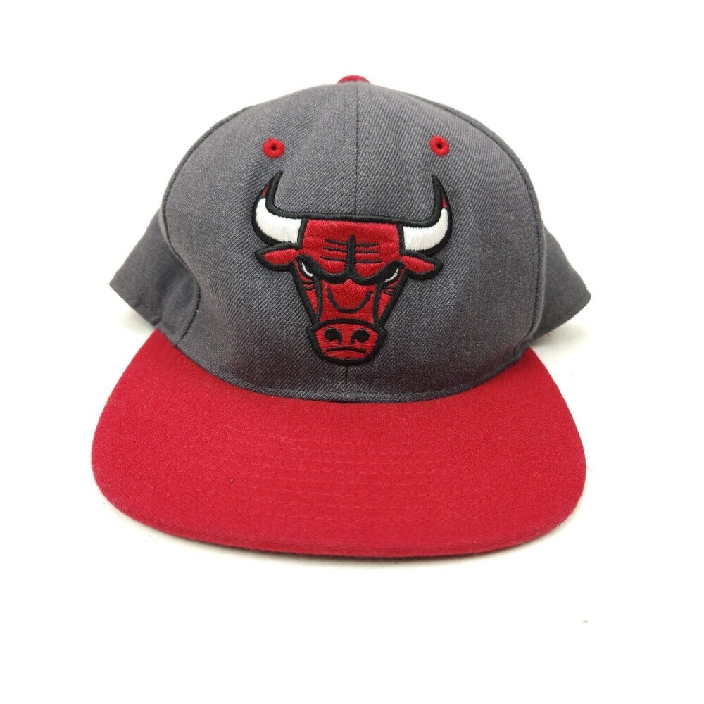 Mitchell & Ness Chicago Bulls Hat Cap Size 7 1/4" Gray Red Wool Blend Fitted
